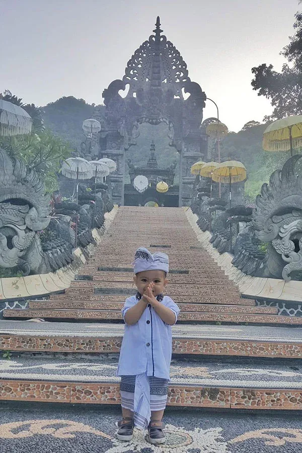 pura pulaki temples